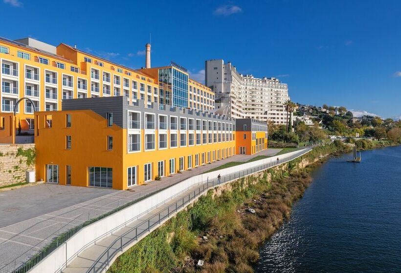 ホテル Pestana Douro Riverside