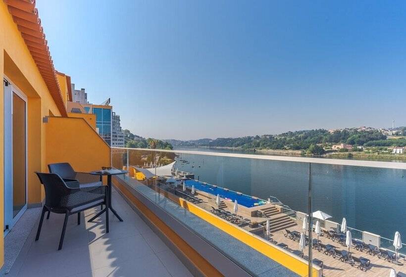 ホテル Pestana Douro Riverside