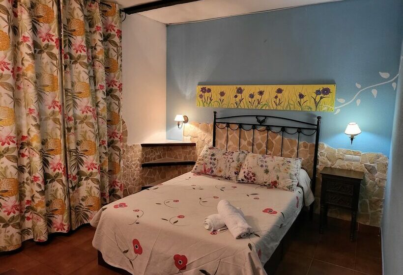 هتل Rural La Casona De Tamaya