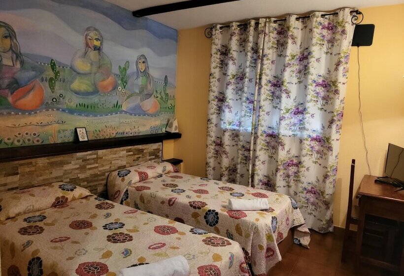 هتل Rural La Casona De Tamaya