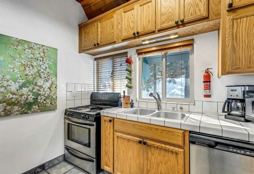 Multi Family Cabin In Great Location!   Home #183 By Bear Valley Vacation Rentals