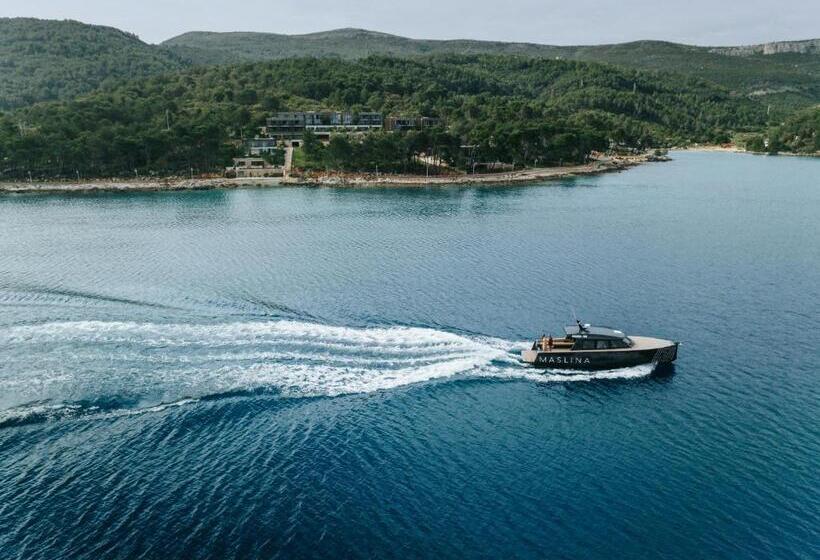 Maslina Resort