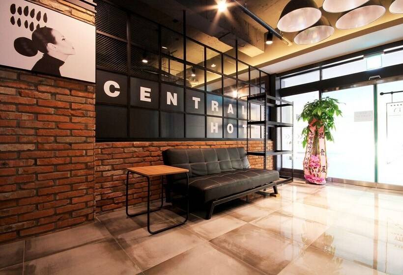 فندق على الطريق Andong Central