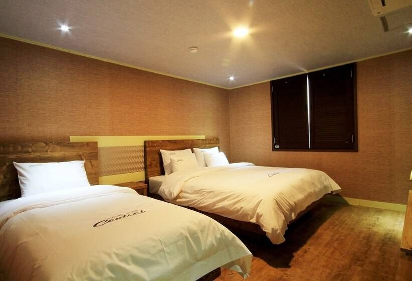 فندق على الطريق Andong Central