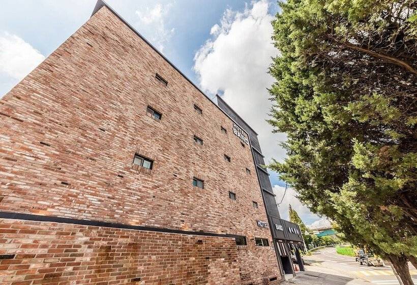 Motel Geumjeong Band