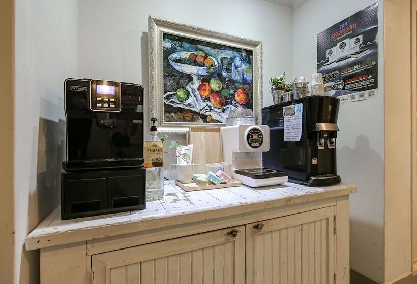 汽车旅馆  Gyeongju Shim