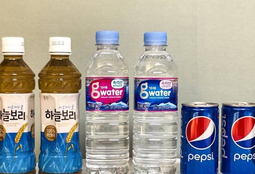 모텔 Jinju Four Seasons