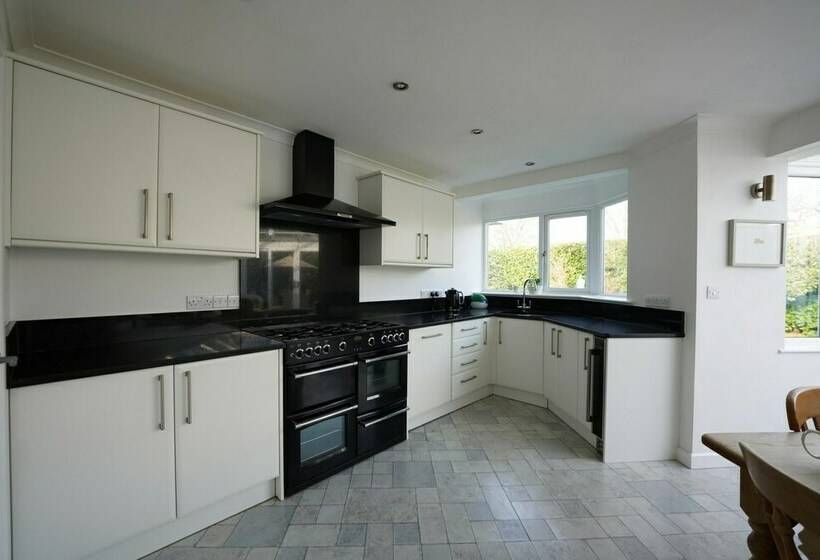 New Unique 2bd Detached Bungalow Burnhamonsea