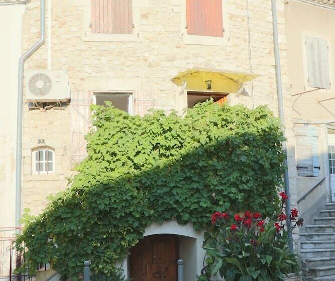 بنسيون Maison De Village Donzère