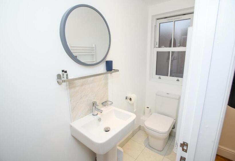 بنسيون Tavmar Rooms