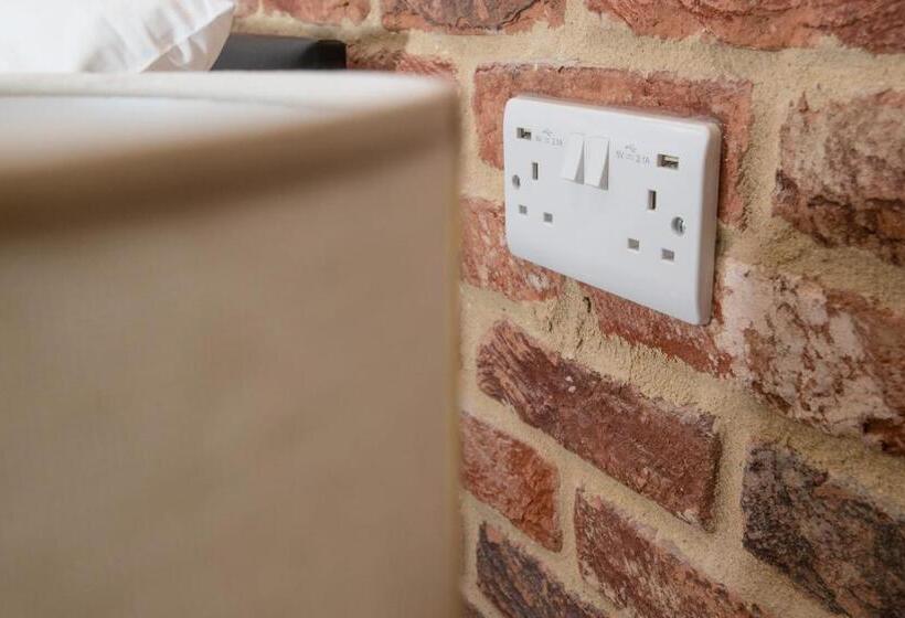 بنسيون Tavmar Rooms