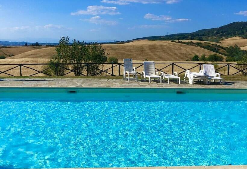 إقامة Lovely Home Between Volterra And San Gimignano