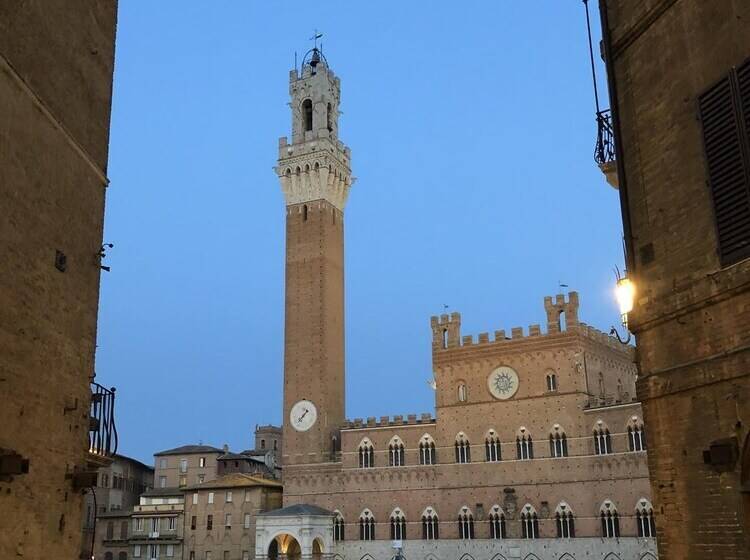 إقامة Lovely Home Between Volterra And San Gimignano