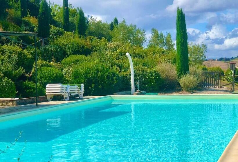 إقامة Lovely Home Between Volterra And San Gimignano