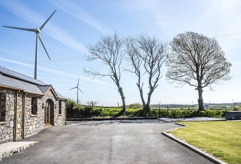 The Beacon   3 Bed   Ludchurch