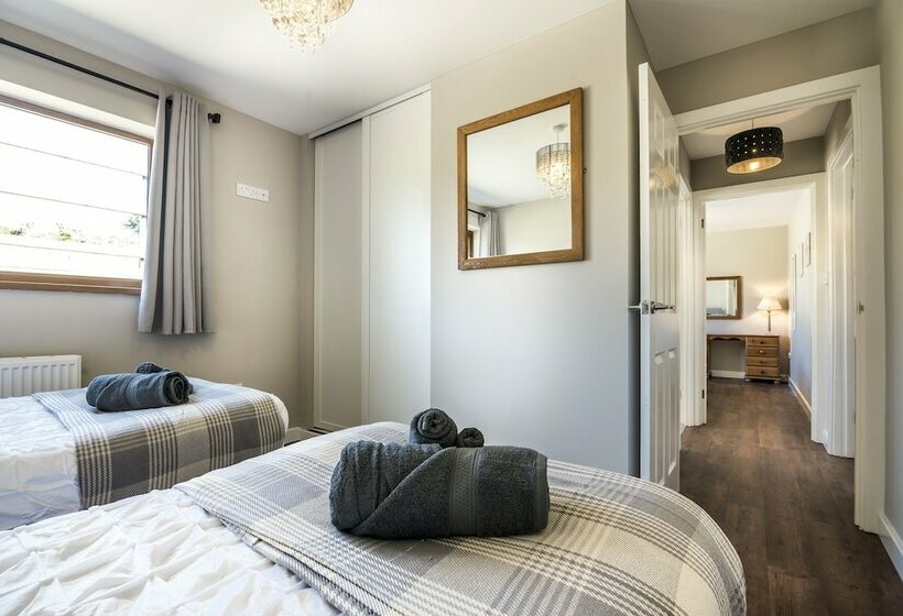 The Beacon   3 Bed   Ludchurch