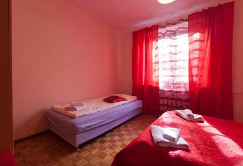 24w Apartments Rynek