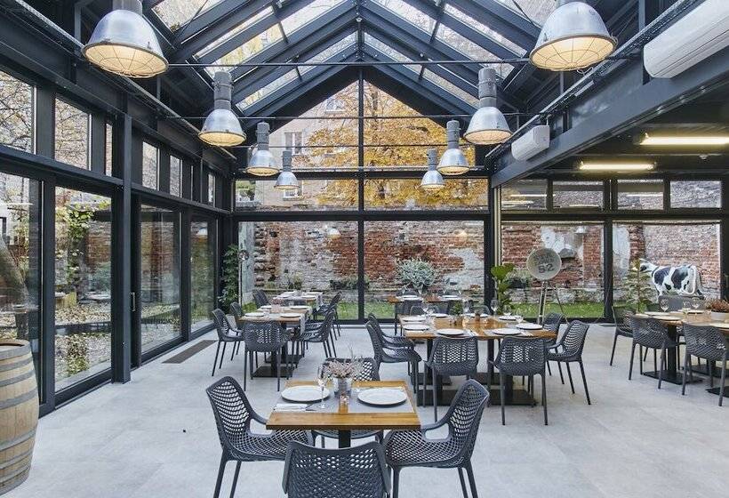 הוסטל Arthotel Stalowa 52