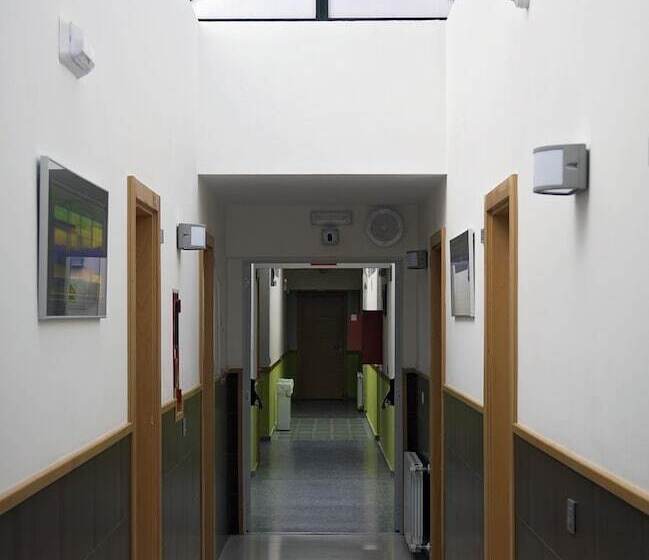 Albergue Inturjoven Algeciras Tarifa Hostel