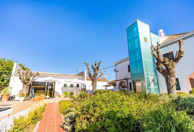 Albergue Inturjoven Punta Umbria   Hostel