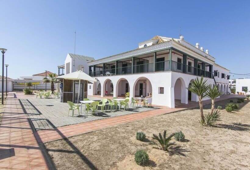 Albergue Inturjoven Punta Umbria   Hostel