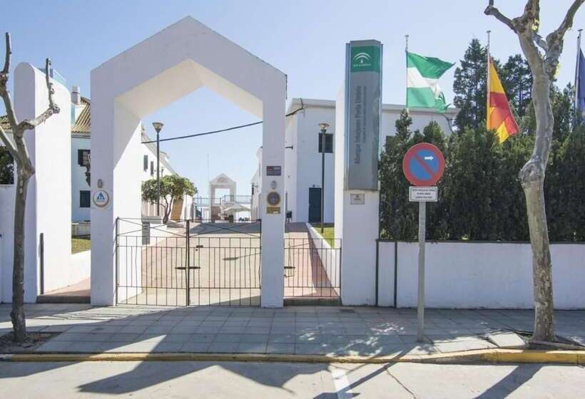 Albergue Inturjoven Punta Umbria   Hostel