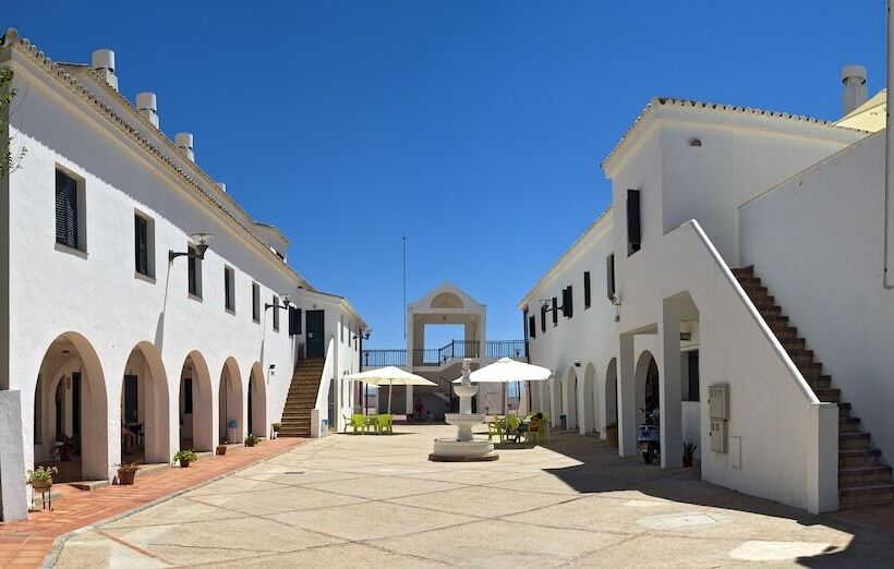 Albergue Inturjoven Punta Umbria   Hostel