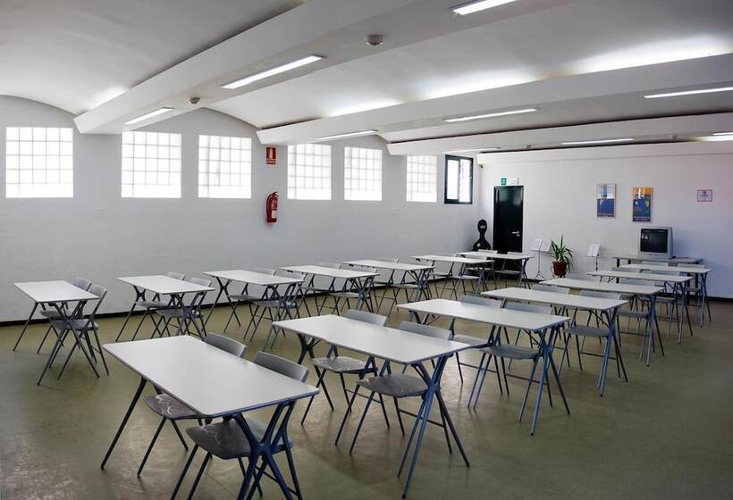 Albergue Inturjoven Punta Umbria   Hostel