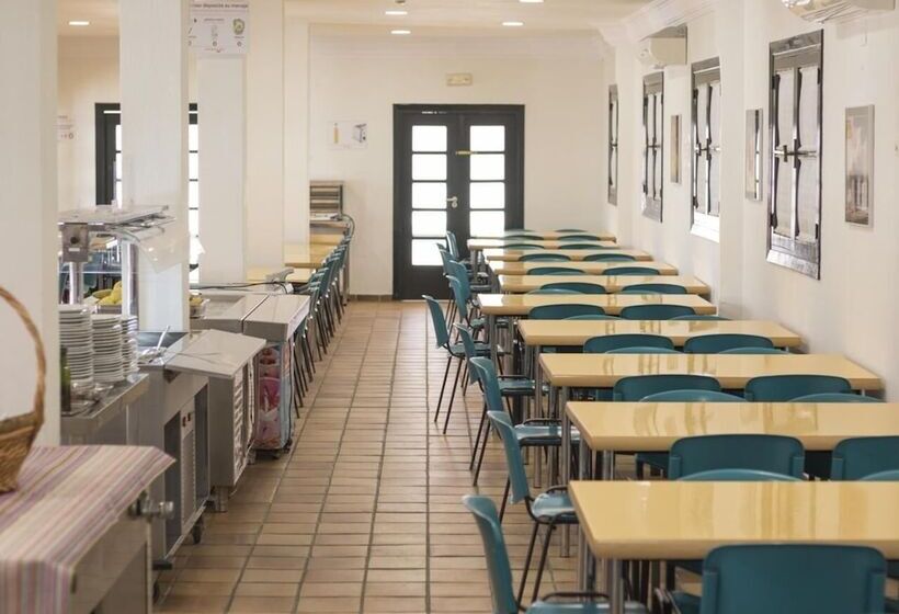 Albergue Inturjoven Punta Umbria   Hostel