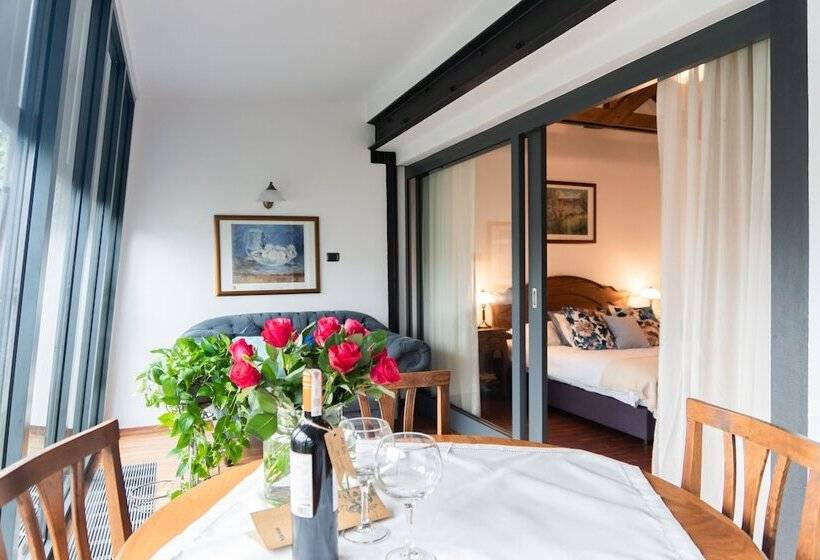 Aparthotel Hornigold W Zielonej Kamienicy