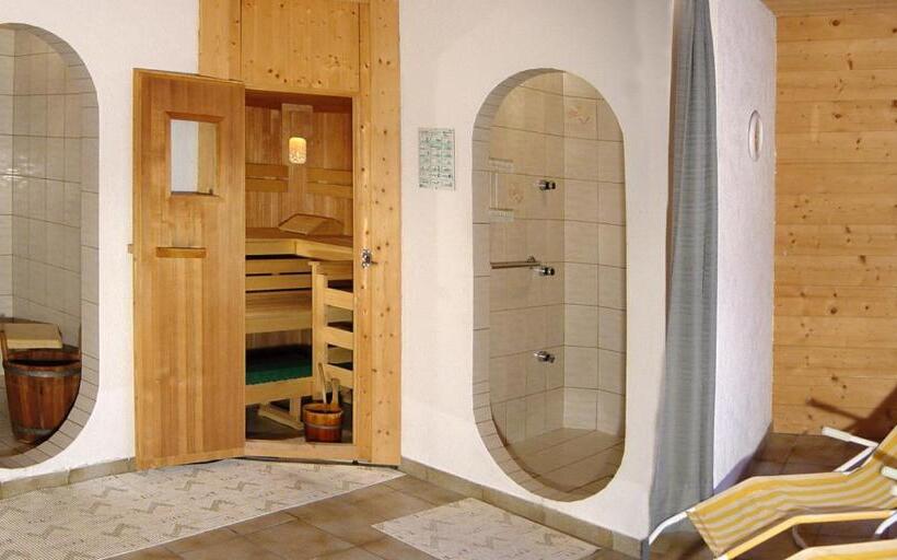 住宿加早餐  Alpenhof Wohlfühlpension