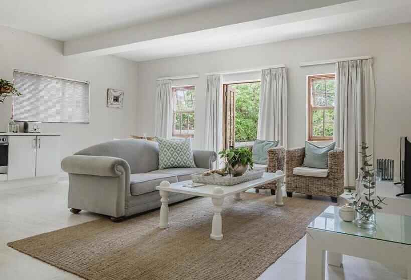 Cottage Pie By Robberg