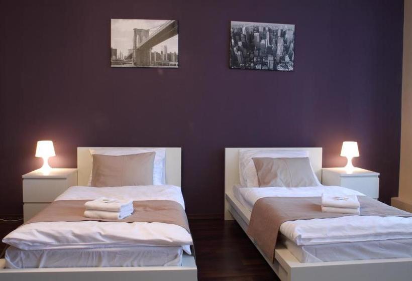 Glam House Apartments