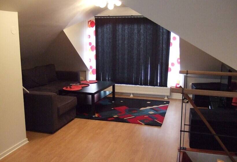 Honeymoon Seaview Apartment