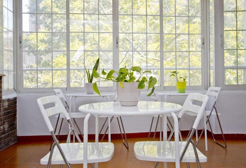 Хостел Barcelona City Seven