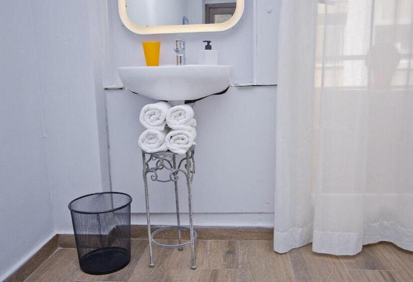 Хостел Barcelona City Seven