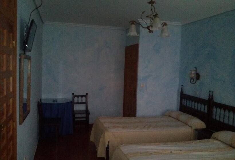Hostal Bellas