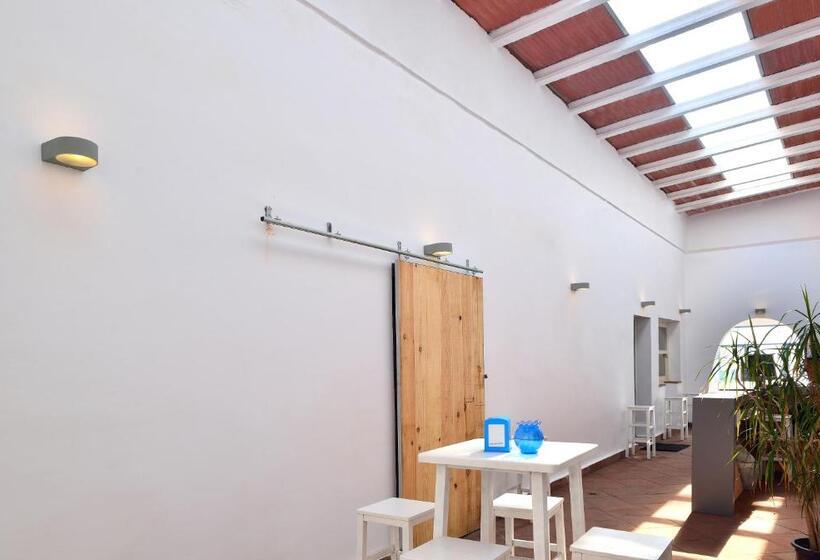 פונדק El Bahía Algeciras