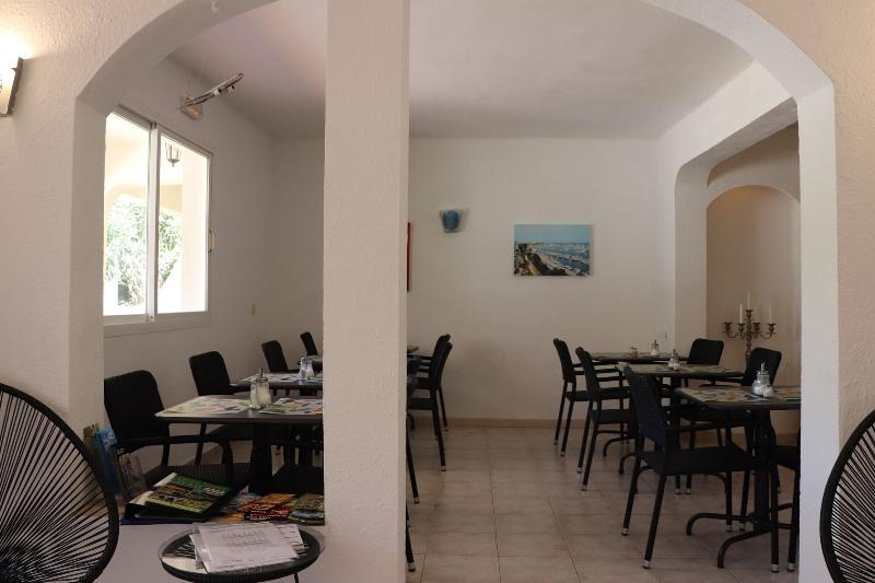 فندق Hostal Amistad