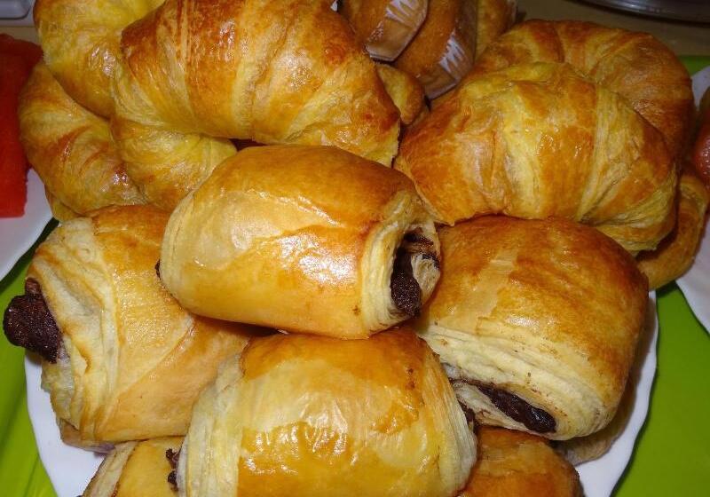 فندق Hostal Amistad