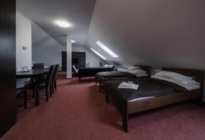 酒店 Astory Plzeň