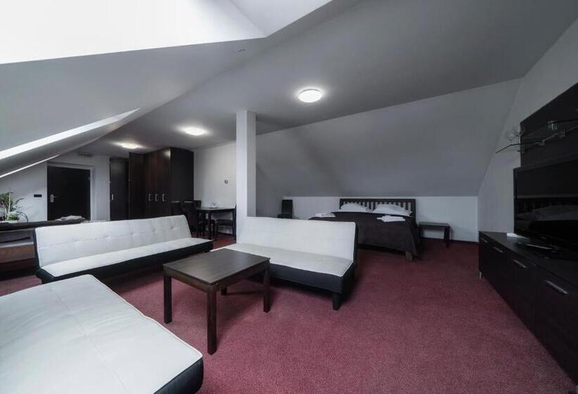 酒店 Astory Plzeň