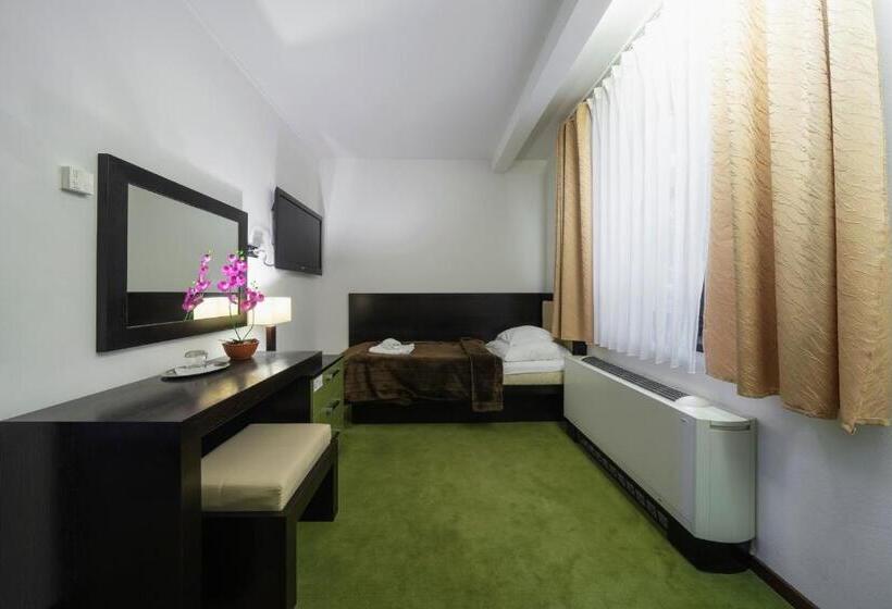 酒店 Astory Plzeň