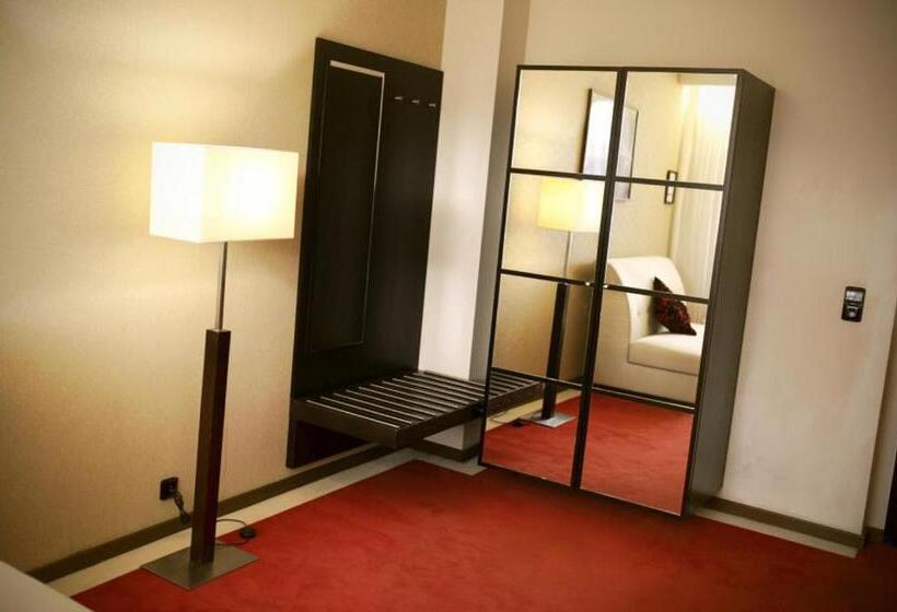 酒店 Astory Plzeň