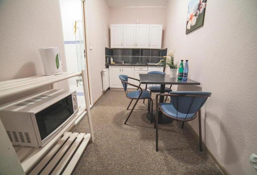 هتل Residence B&b La Fontaine Apart