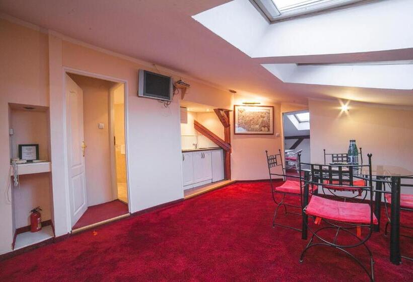 هتل Residence B&b La Fontaine Apart