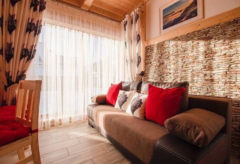 فندق Chata Pod Jemiołą