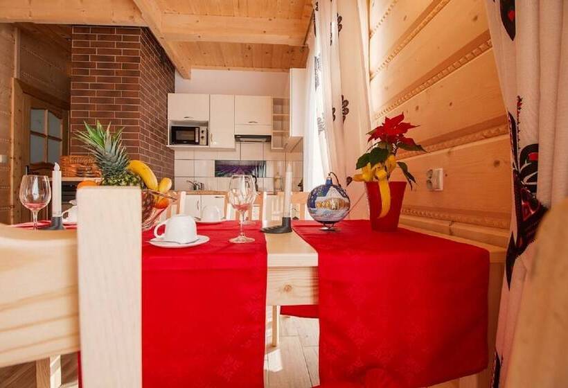 فندق Chata Pod Jemiołą