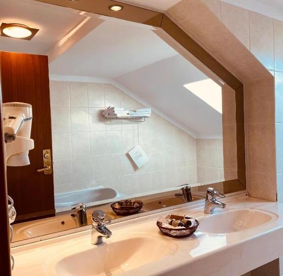 ホテル Complex Jasmine