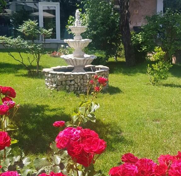 ホテル Complex Jasmine